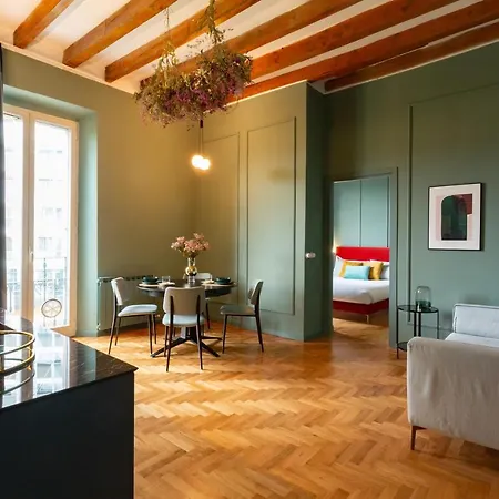 The Best Rent - Ca24 Isola Design Apartment